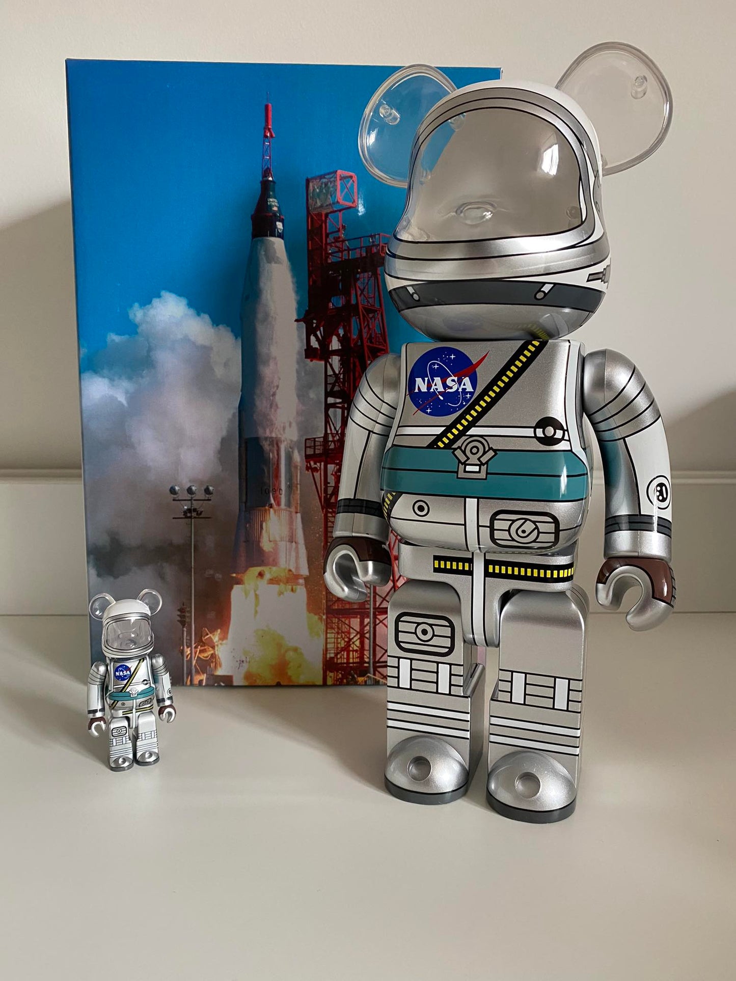 Medicom Toy Bearbrick Project Mercury Astronaut 400% & 100%