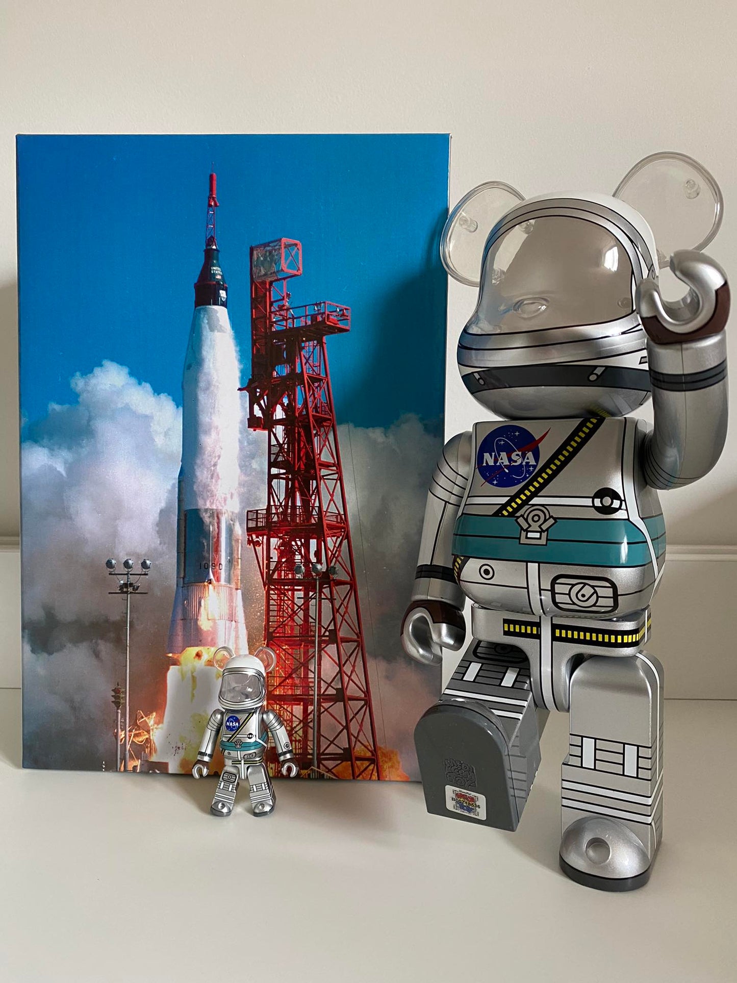 Medicom Toy Bearbrick Project Mercury Astronaut 400% & 100%